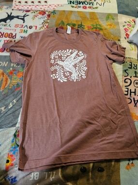 Women's Graphic Tee Purchased From Shopmivida.com